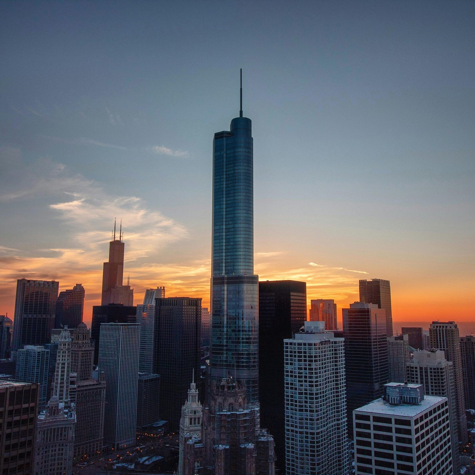 Breathtaking view of Chicago's skyline with iconic skyscrapers at sunset, capturing the city's urban architecture.