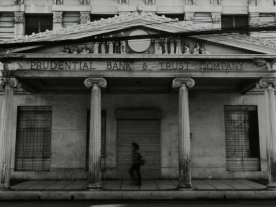 Black and white photo of the old Prudential Bank in Cebu, featuring classic architecture.